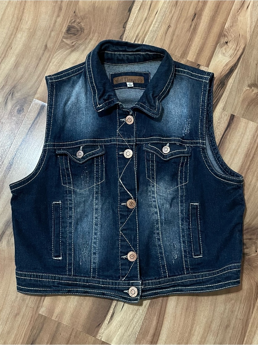Vintage Style WallFlower Dark Wash Faded Denim Trucker Vest XL Junior